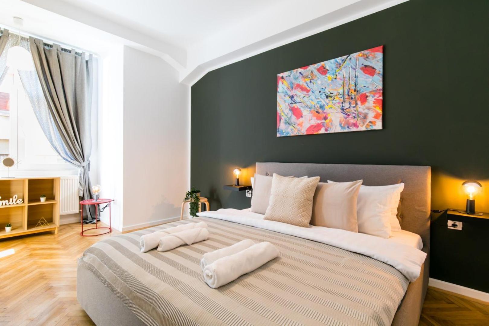 Heart Of The City - Cozy Apartments In Prime Location بوخارست الغرفة الصورة