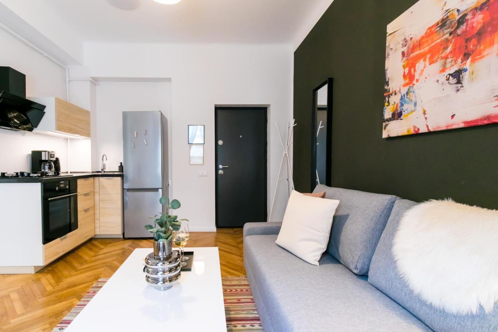 Heart Of The City - Cozy Apartments In Prime Location بوخارست الغرفة الصورة