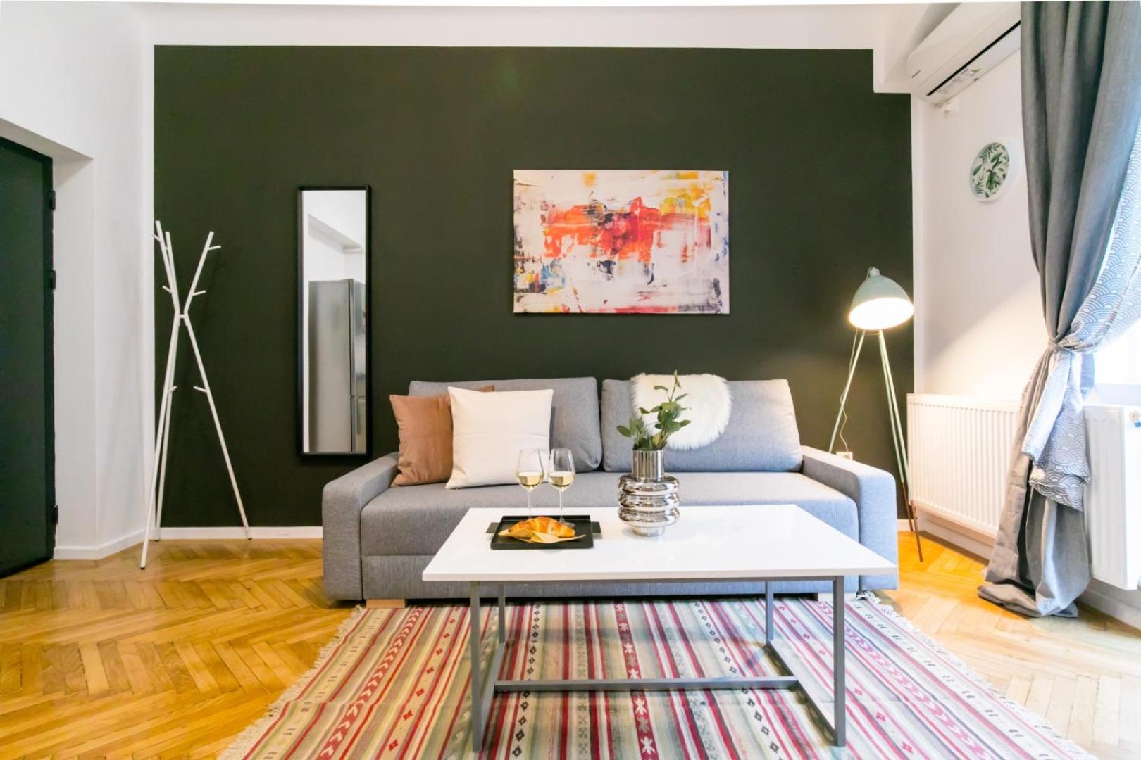 Heart Of The City - Cozy Apartments In Prime Location بوخارست المظهر الخارجي الصورة